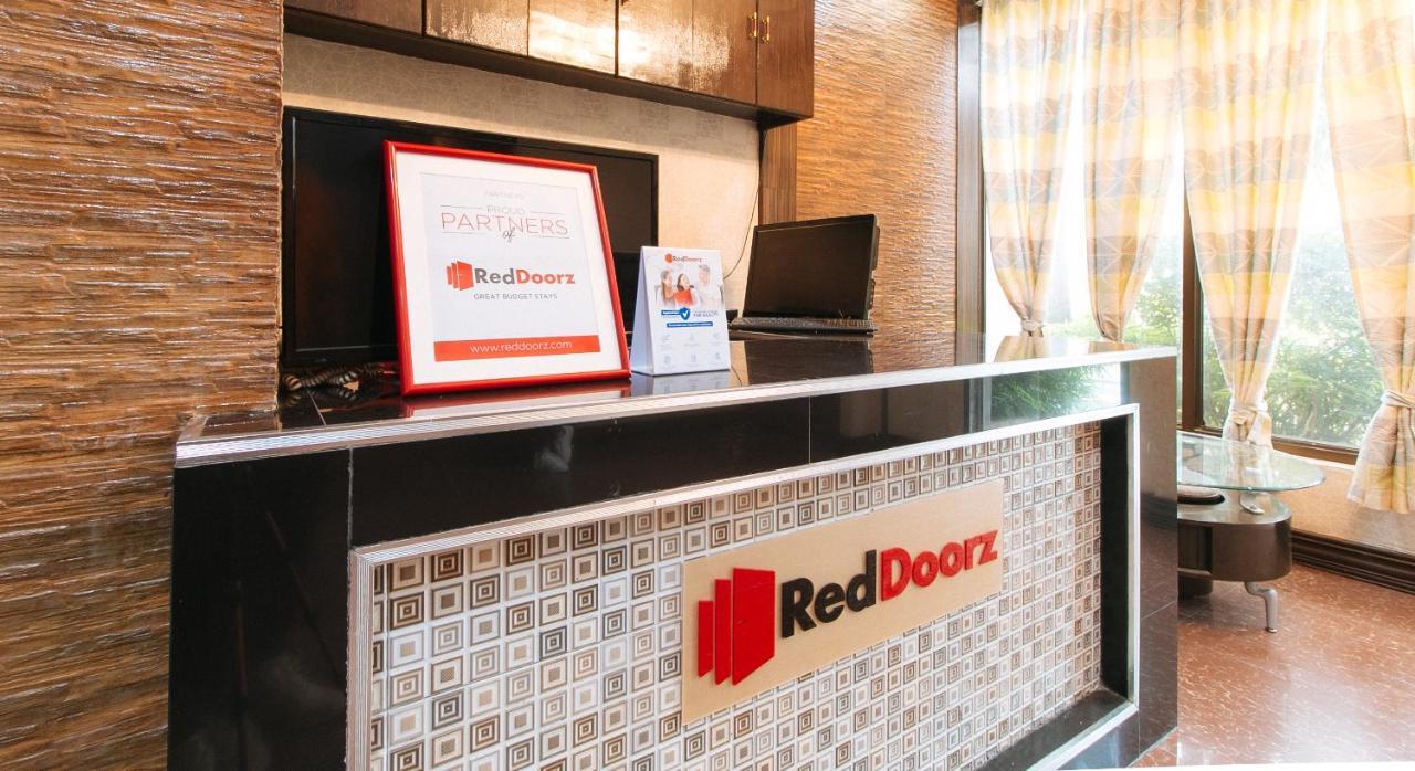 Reddoorz Plus At Canley Residential Pasig City Екстериор снимка