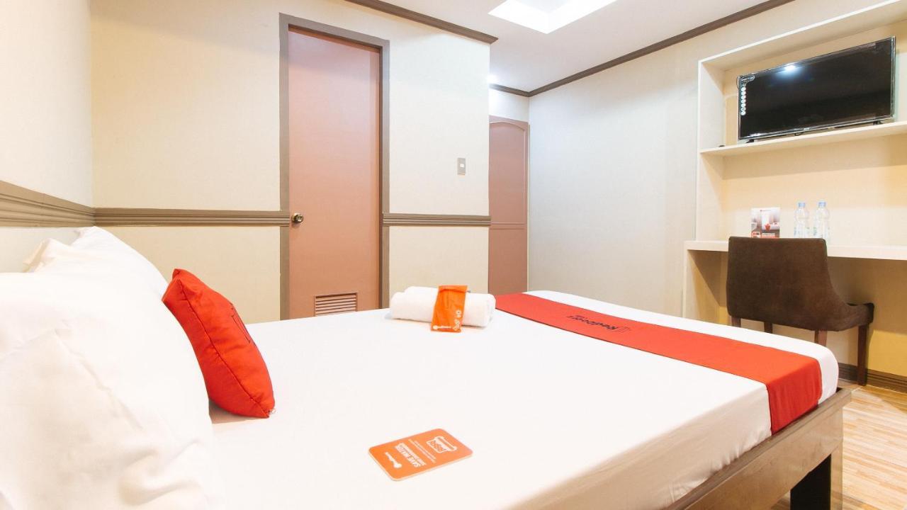 Reddoorz Plus At Canley Residential Pasig City Екстериор снимка