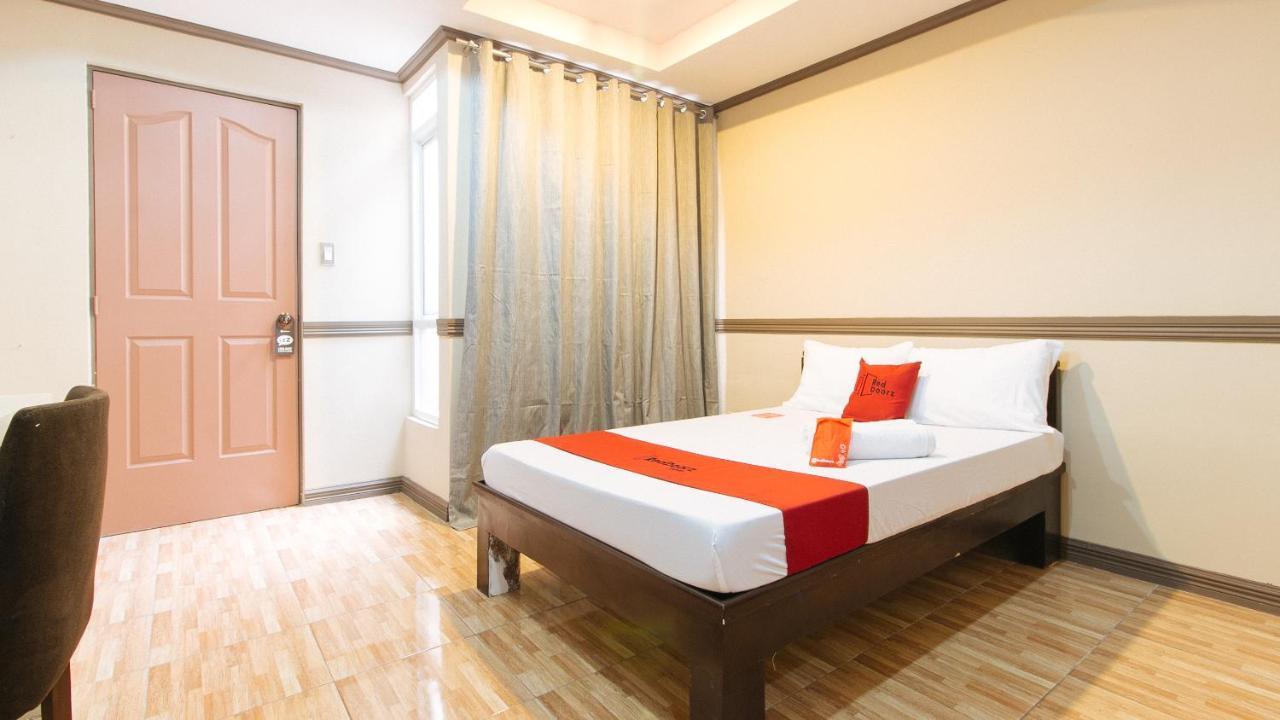 Reddoorz Plus At Canley Residential Pasig City Екстериор снимка