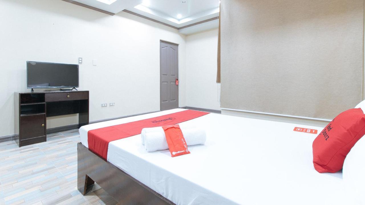 Reddoorz Plus At Canley Residential Pasig City Екстериор снимка
