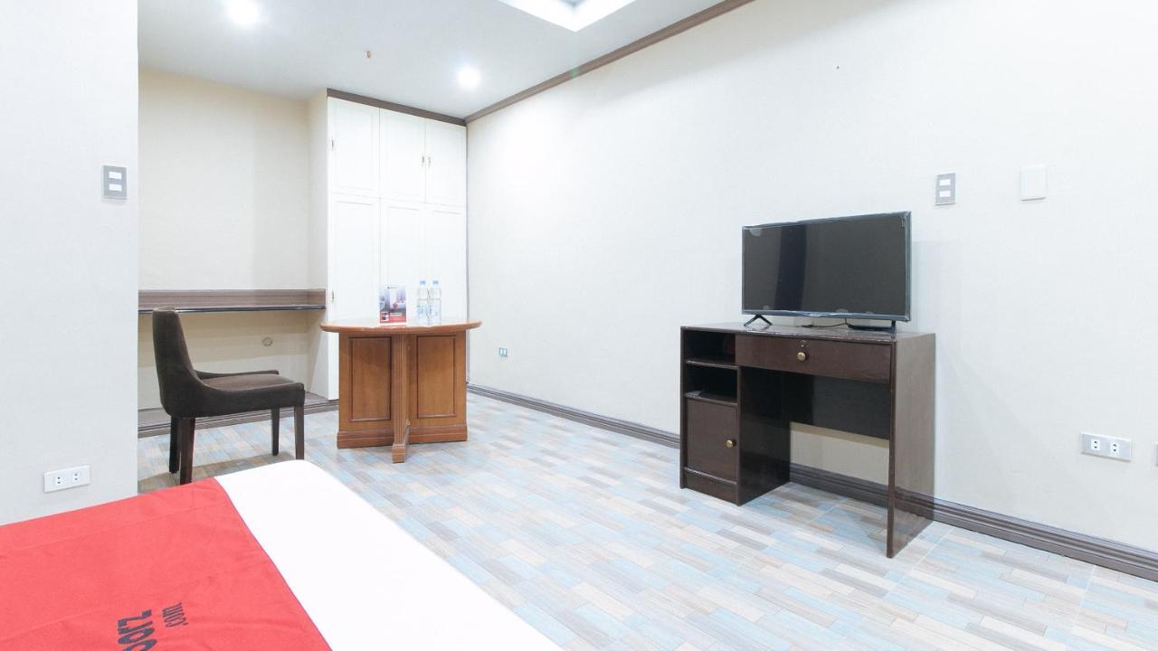Reddoorz Plus At Canley Residential Pasig City Екстериор снимка
