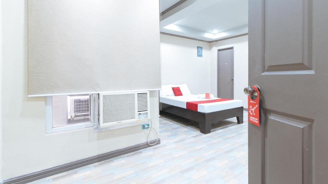 Reddoorz Plus At Canley Residential Pasig City Екстериор снимка