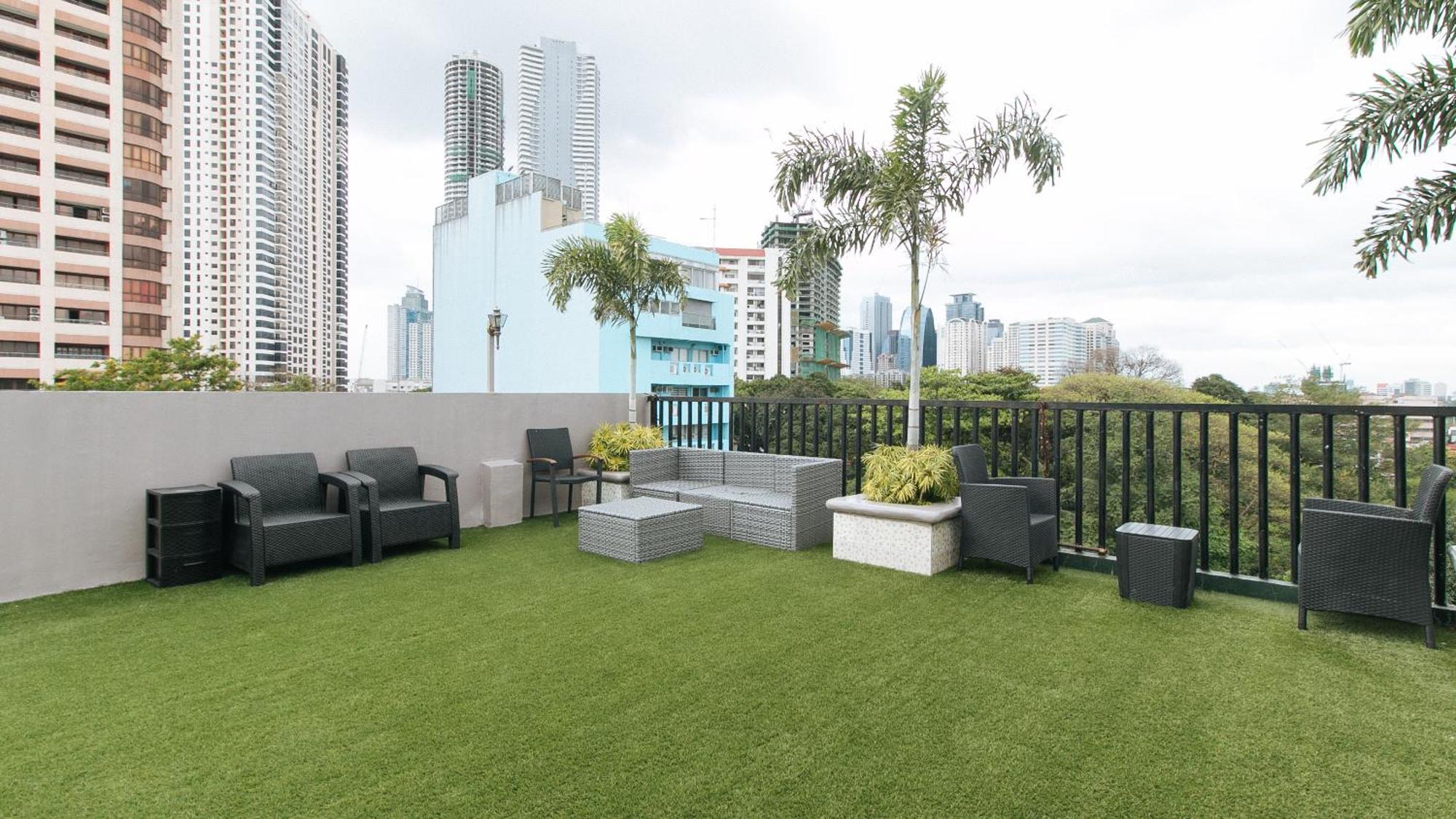 Reddoorz Plus At Canley Residential Pasig City Екстериор снимка